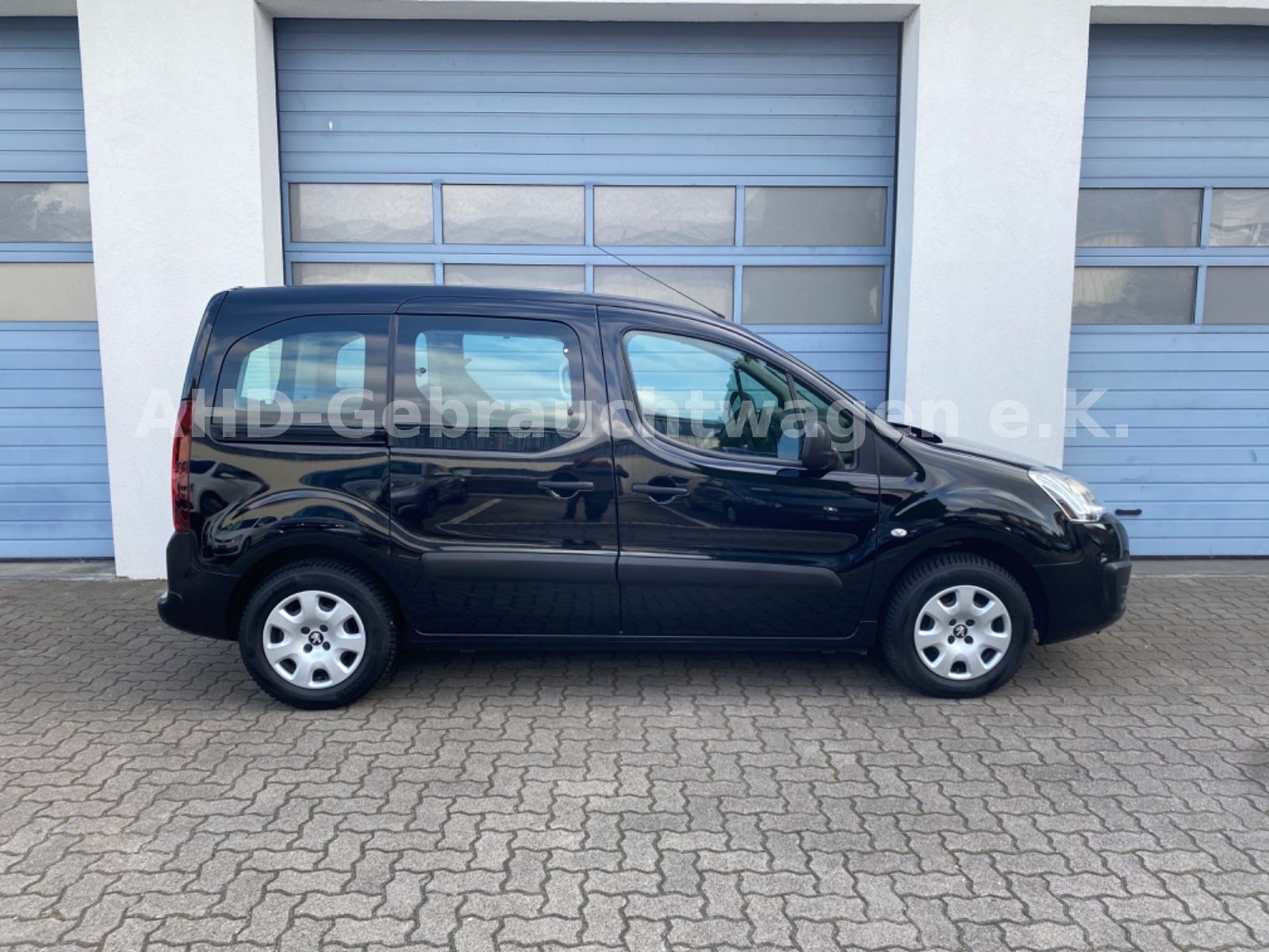 Fahrzeugabbildung Peugeot Partner Tepee Active 1.6