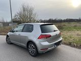 Volkswagen Golf 1,0 TSI Sondermodell Sound - Volkswagen Polo in Freiburg