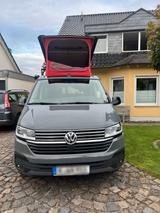 Volkswagen VW T6 California Beach viel Zubehör - Volkswagen T6 California in Köln