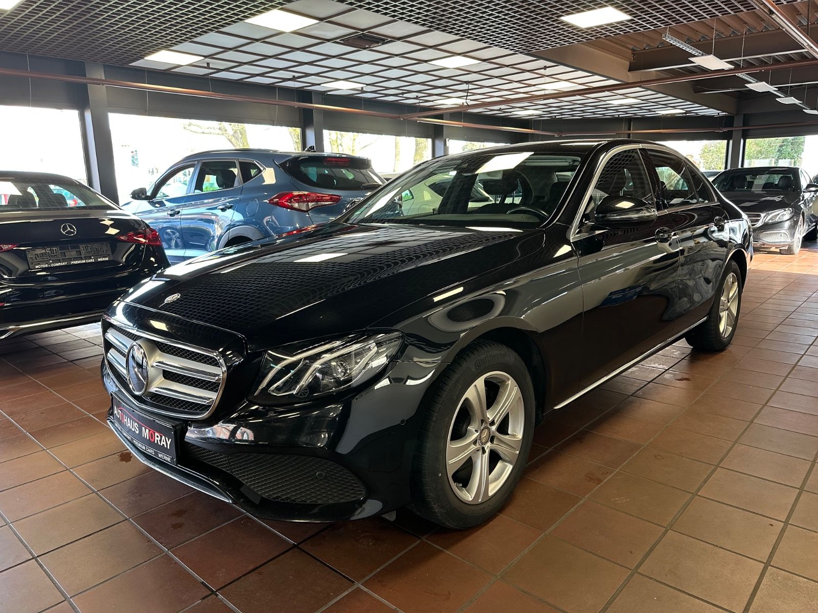 MERCEDES-BENZ Limousine E 220 d Avantgarde, Navi., Kamera