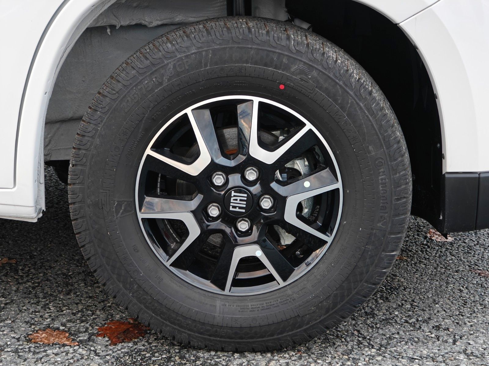 Fahrzeugabbildung LMC Innovan 600 - 603 70 Jahre Modell - SALE! -