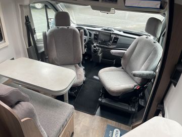 Carado CV 590 4X4 EDITION 24 mit Fahrradträger  KLIMA