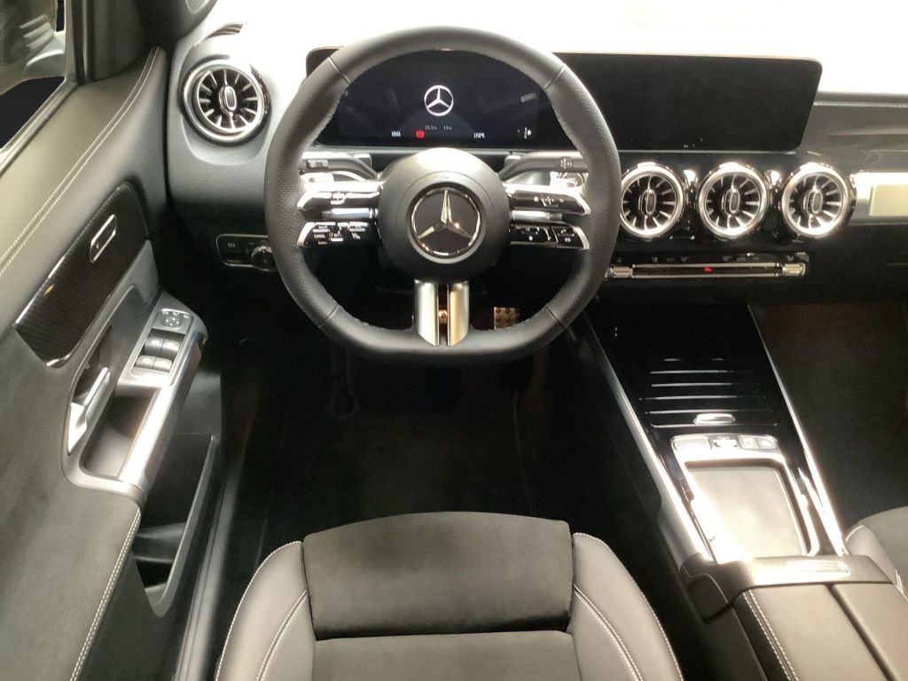 Mercedes-Benz GLB 200 d 4MATIC AMG+NIGHT+19''+KEYLESS+MULTIEBA foto 12