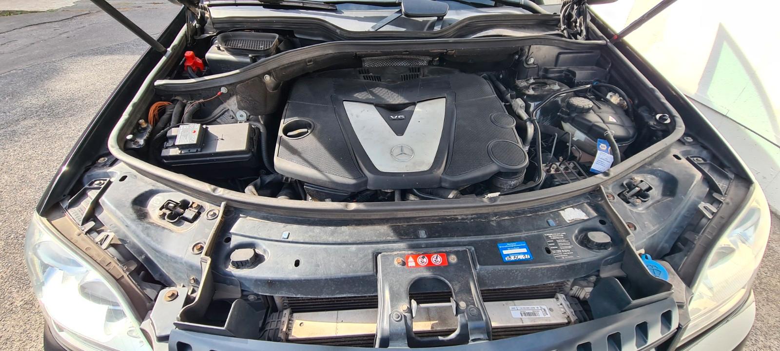 Mercedes-Benz ML280 2005 — photo 21