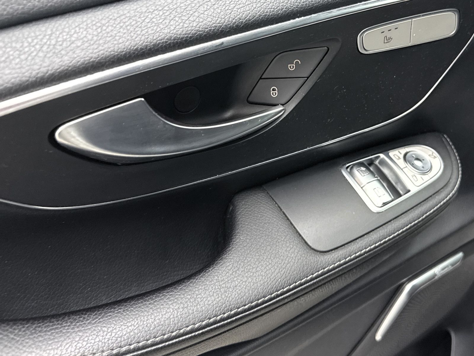 Mercedes-Benz V 250 d Avantgarde Edition Night Com Bur LED AHK foto 14