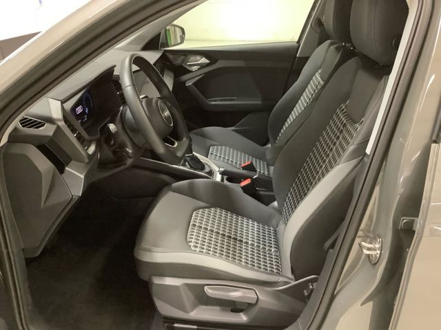 A1 Sportback S line 30TFSI S tronic,LED,ACC,Carp