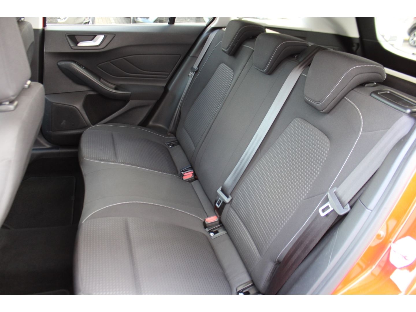Fahrzeugabbildung Ford Focus Cool & Connect Turnier LED GRA GJR Navi PD
