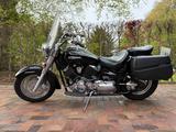 Yamaha XVS 1100 A DragStar Classic - YAMAHA CLASSIC