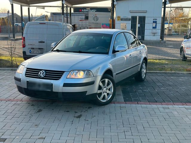 Volkswagen Passat B5+ 1.6 Neu TÛV Top Zustand