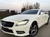 Mercedes-Benz CLS 350 CDI BE 4Matic*AMG*DIAMANT*VOLL* - Mercedes-Benz CLS 350: Cdi AMG