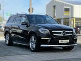 Mercedes-Benz GL 350 4Matic AMG 7-SITZE AHK PANO H&K - Mercedes 7-Sitzer
