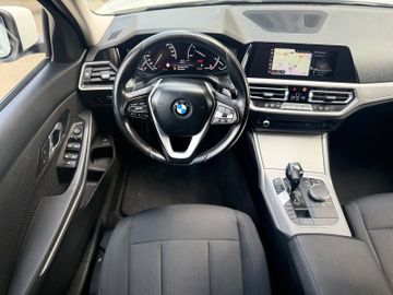 BMW 320 - 6