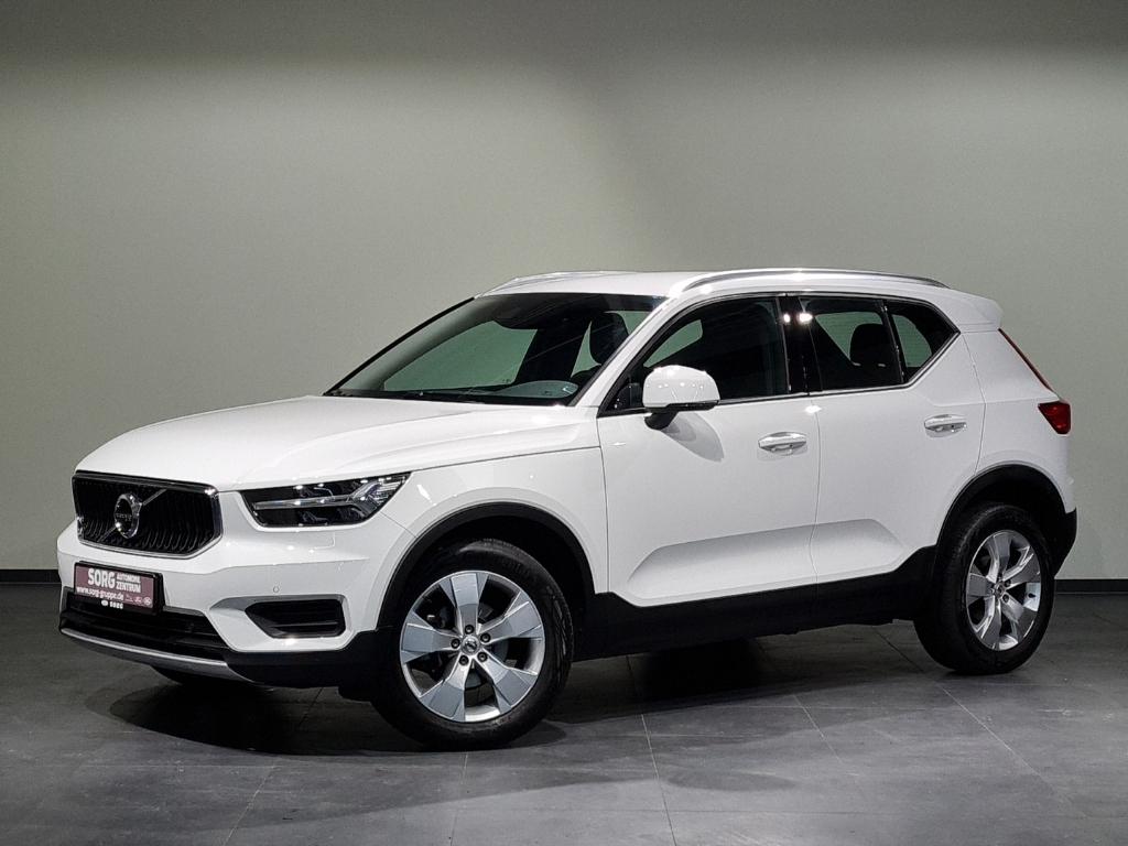 Volvo XC40 Momentum Pro 2WD