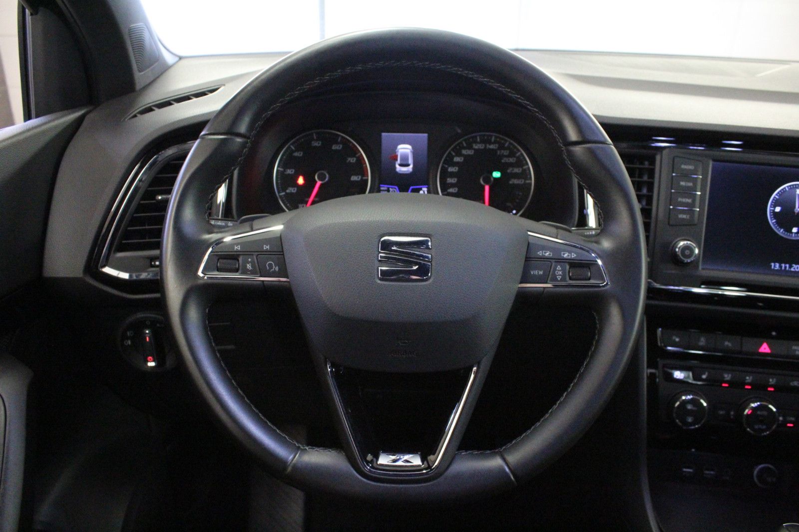 Fahrzeugabbildung SEAT Ateca 1.5 TSI ACT 110kW Xcellence DSG *Winterräd