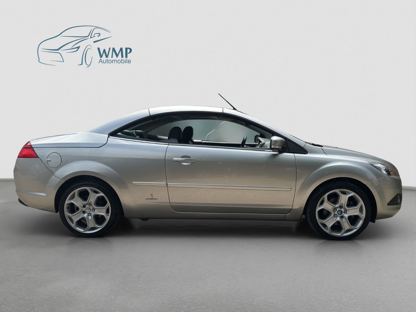 Fahrzeugabbildung Ford Focus Cabrio Titanium/Leder/AHK/SHZ/PDC/