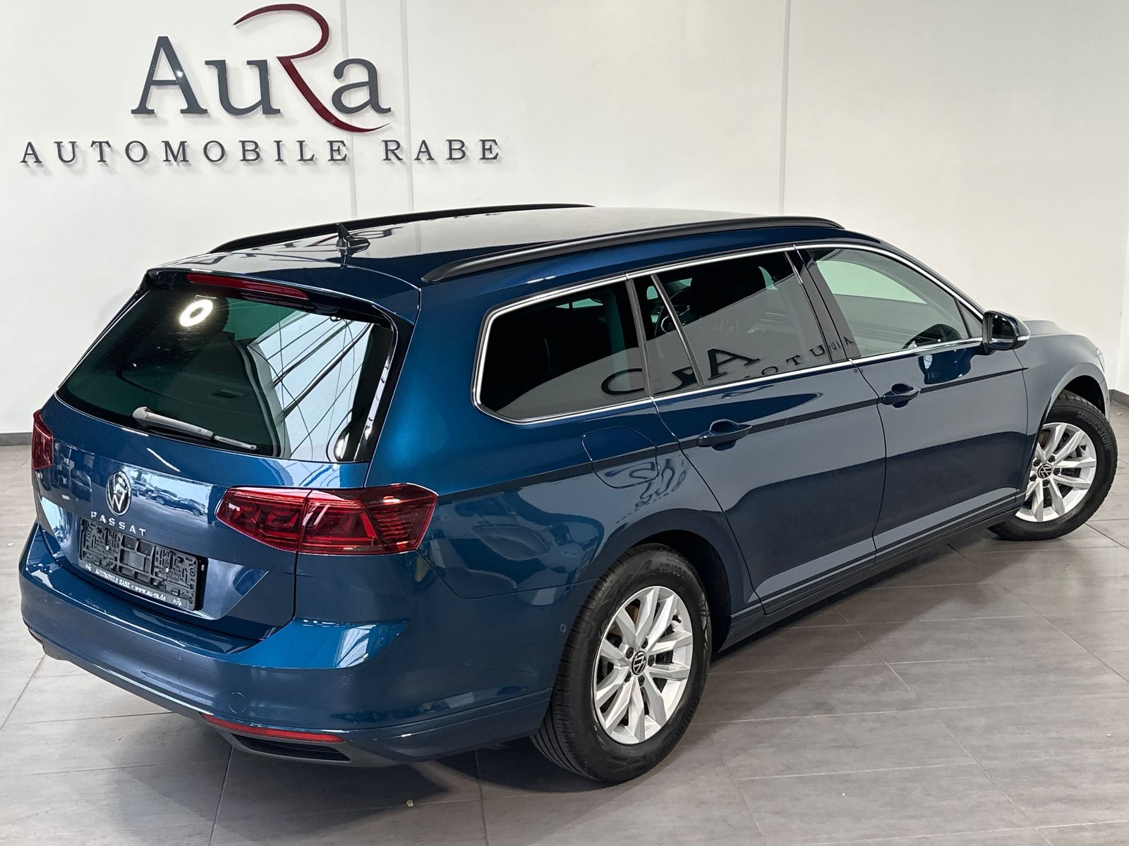 Fahrzeugabbildung Volkswagen Passat Variant 2.0 TDI Business NAV+IQ-LIGHT