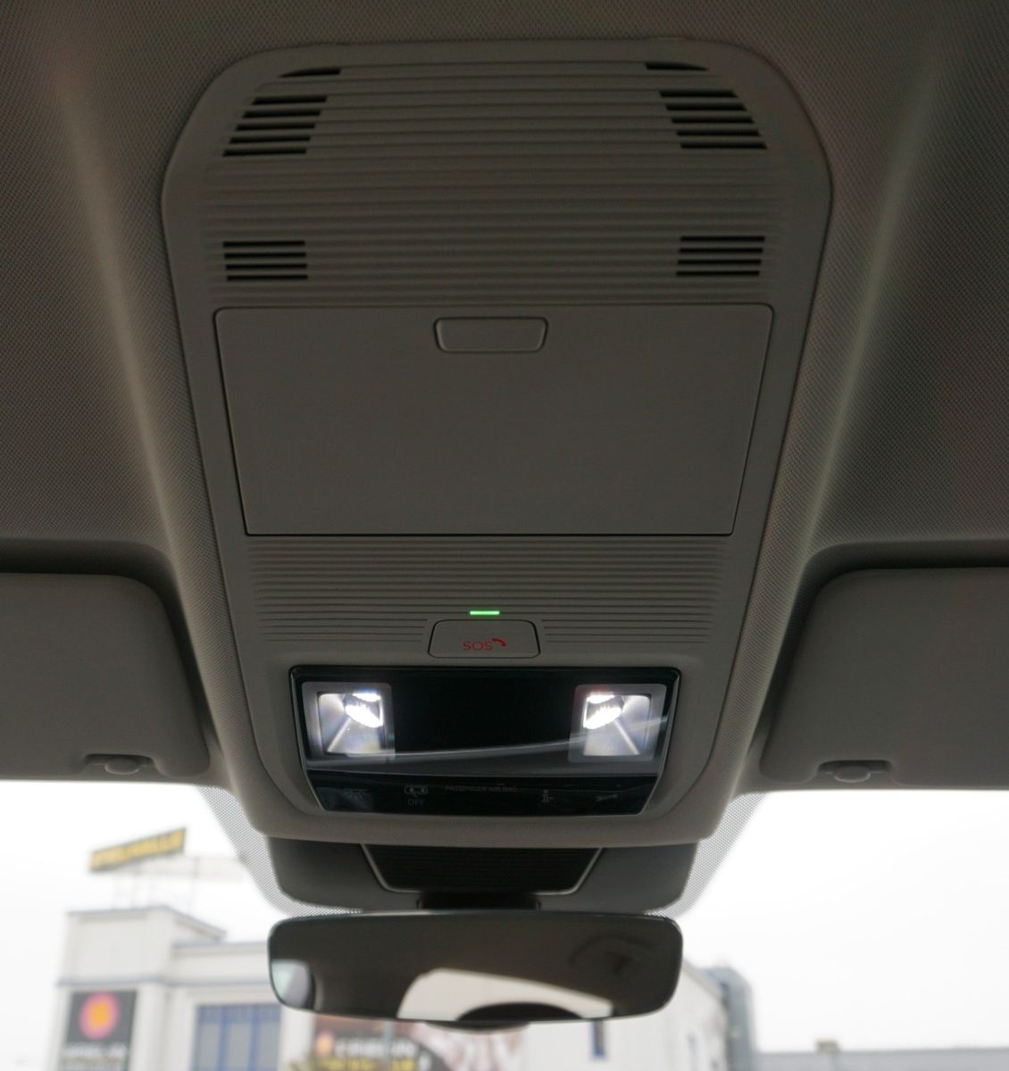 Fahrzeugabbildung Volkswagen Tiguan 2.0 TDI Kamera,Navi,LED, CarPlay, AHK el.