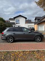 Audi SQ7 4.0 TDI quattro  - Audi SQ7 von privat