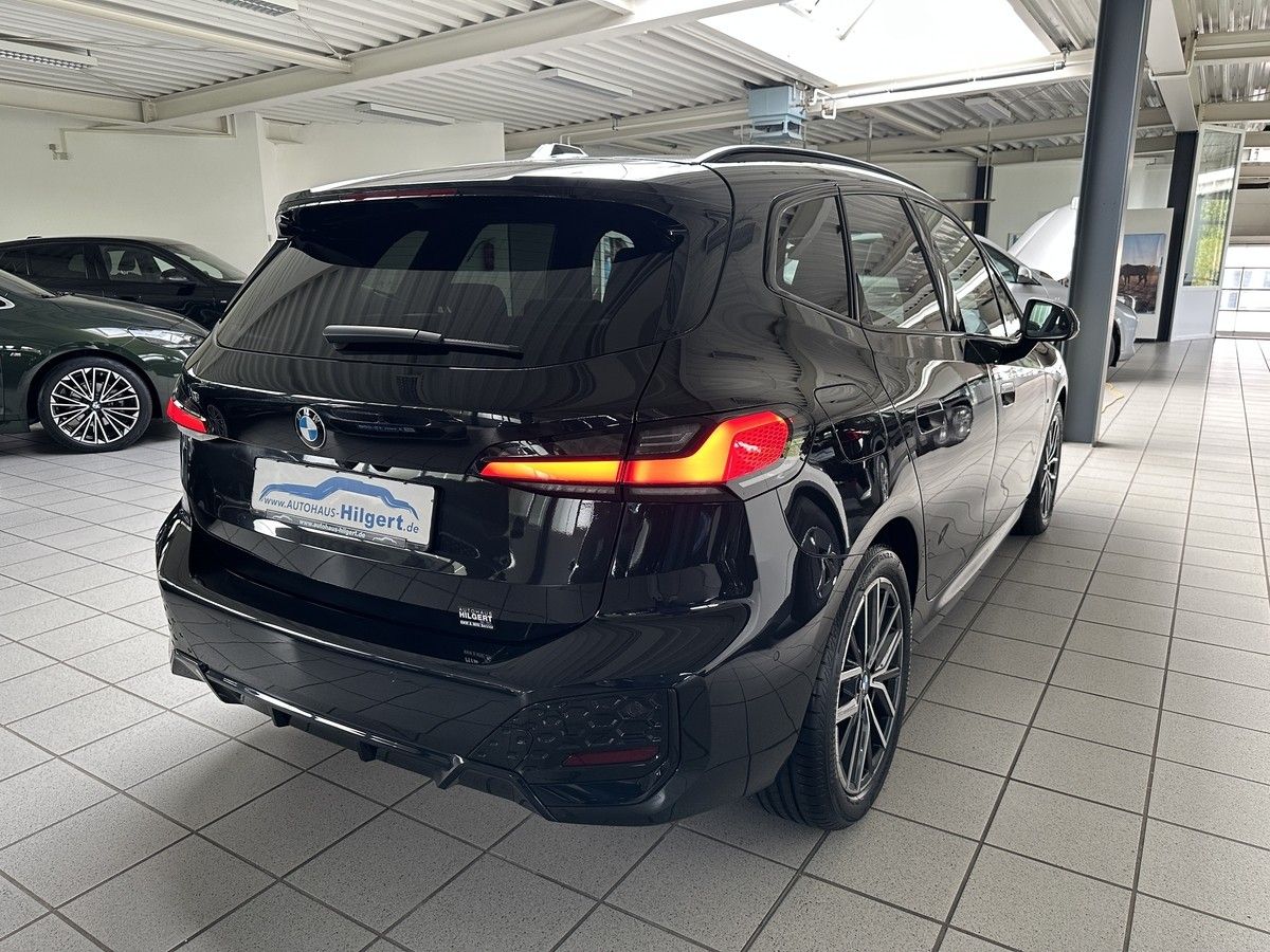 BMW 218 Active Tourer  M Sport LED Pano Leder 360°  imagem 2
