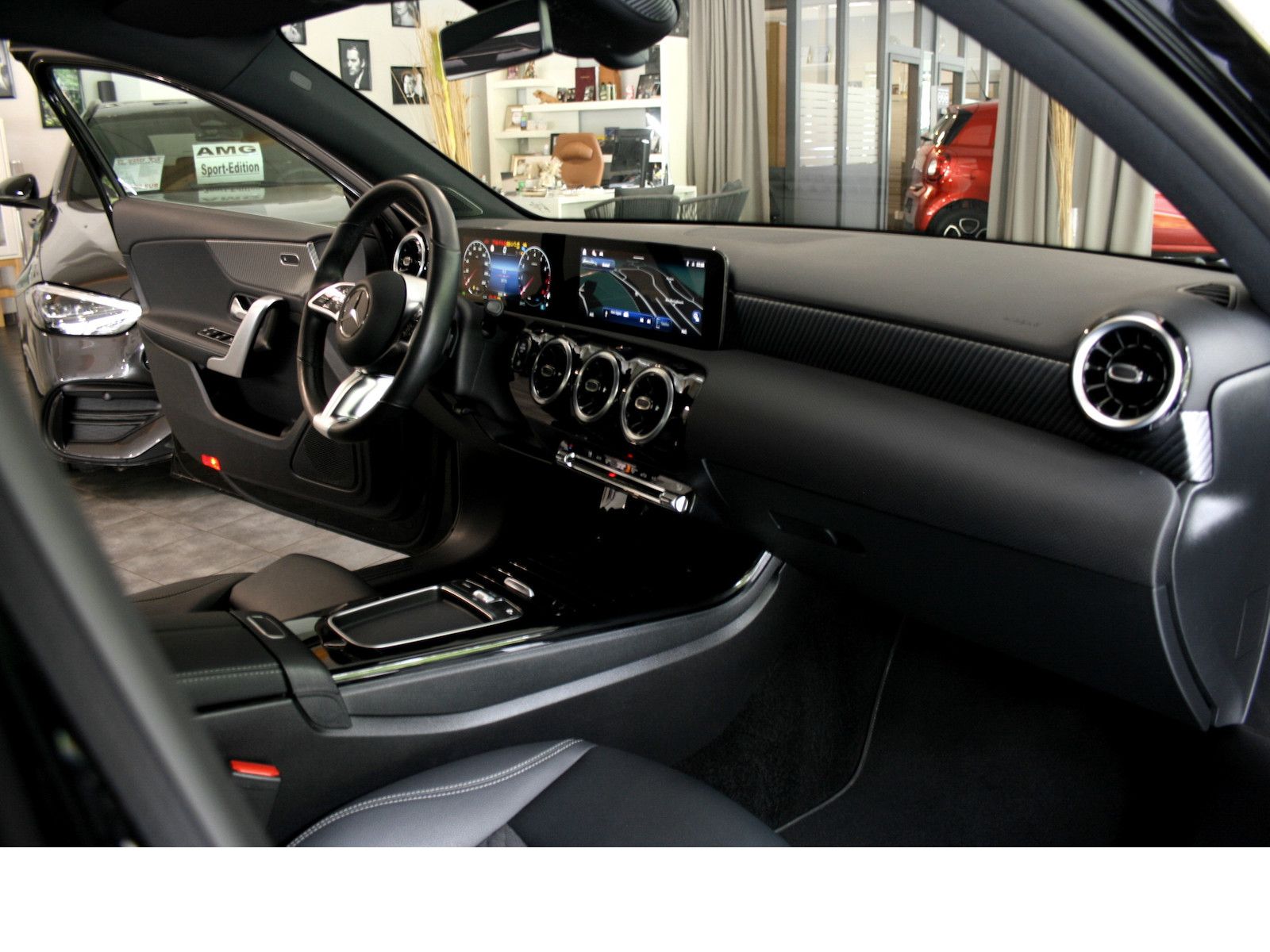 Fahrzeugabbildung Mercedes-Benz A 180 Progres.Advanced *LED*Totwinkel*360°Kamera
