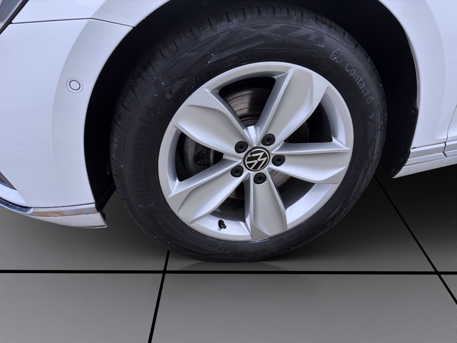 Volkswagen Passat Variant - Bild 8