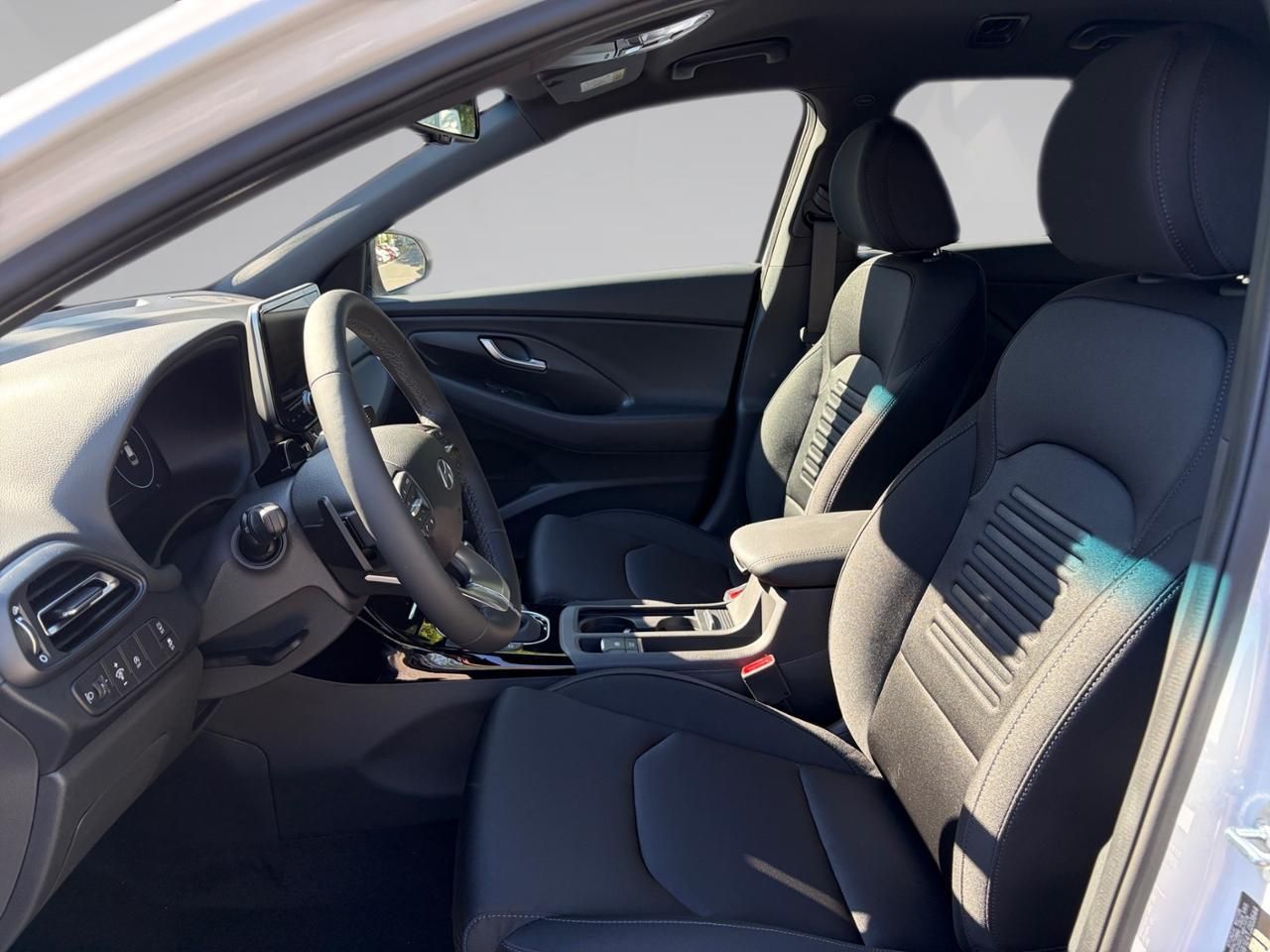 Fahrzeugabbildung Hyundai i30 TREND SHZ*LHZ*NAVI*CARPLAY*