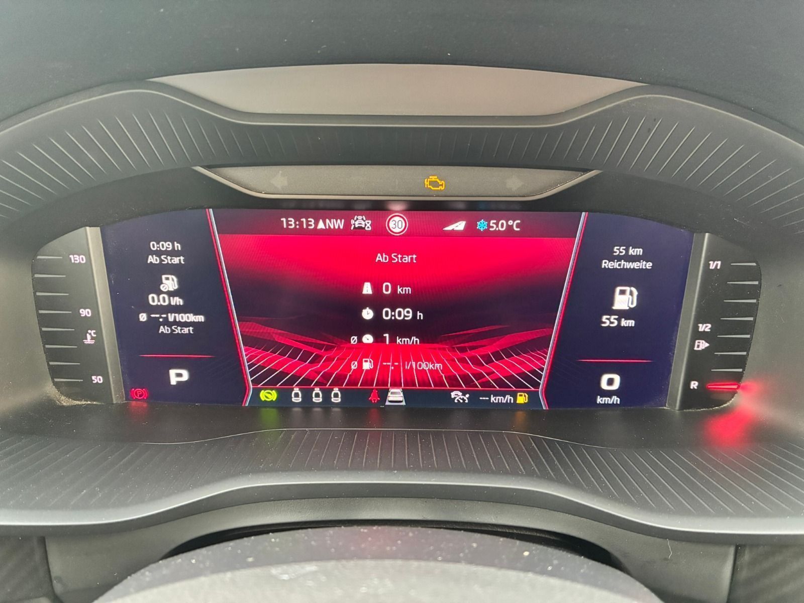 Fahrzeugabbildung SKODA Kodiaq RS 4x4 245PS DSG*AHK*StHz*Pano*20Zoll