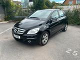 Mercedes-Benz B 170 Klima, Sitzheizung, Bluetooth, Tüv Neu, To - Mercedes-Benz B 170: Van