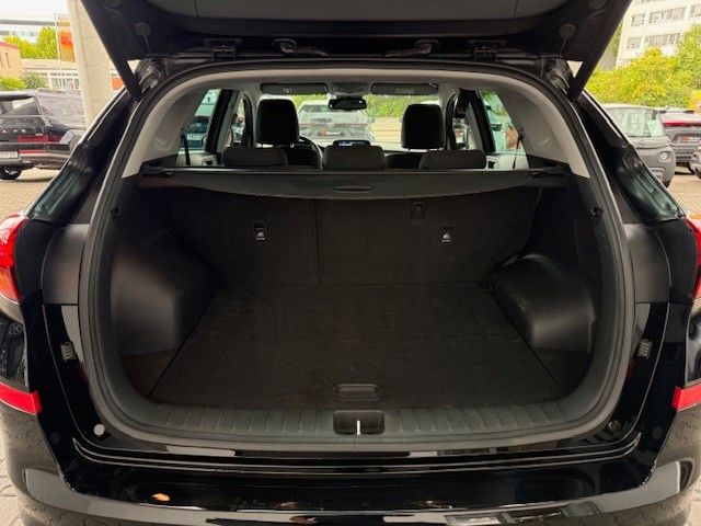Fahrzeugabbildung Hyundai Tucson Advantage 177PS Allrad/Krell/Navi/Kamera!