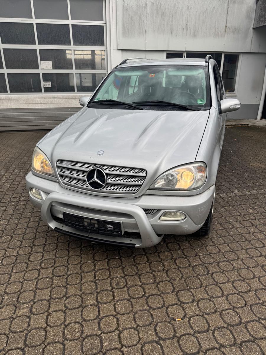 Mercedes-Benz ML 350 Final Edition