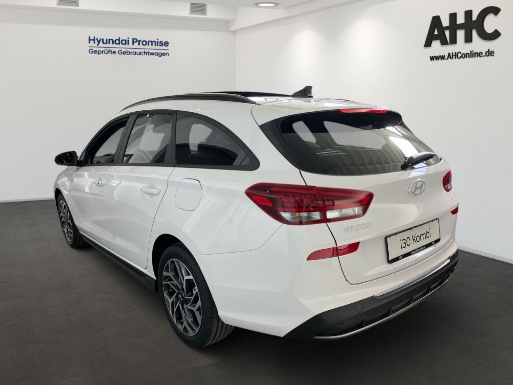 Fahrzeugabbildung Hyundai i30 Kombi 1.6 T-GDI 7-DCT N-Line 2xKlima AUT LED