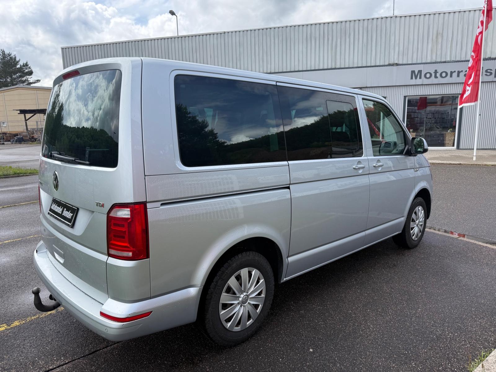 Volkswagen T6 Caravelle Comfortline,LED,Navi,Kamera