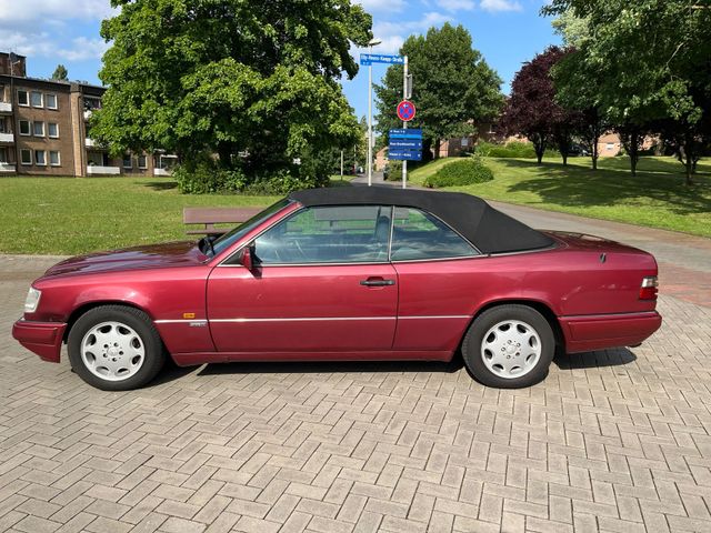 Mercedes-Benz E 320 Cabrio W124 Sportline Leder