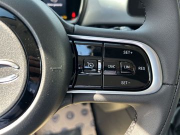 Fiat 500 HYBRID ICON Kam.+SHZ+ACC+LM+PDC+SpurH+KlimaA