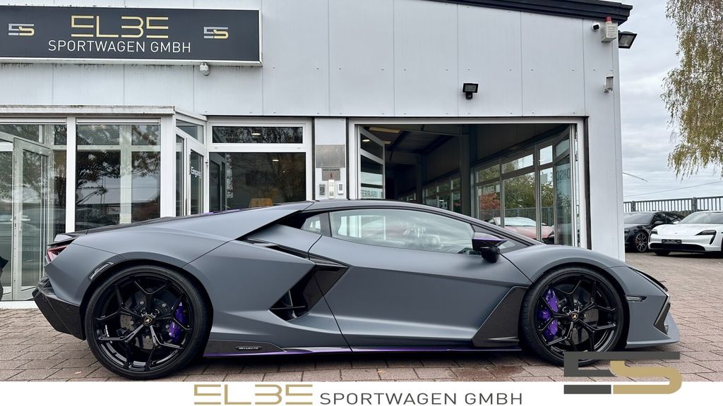 LAMBORGHINI Revuelto 2026