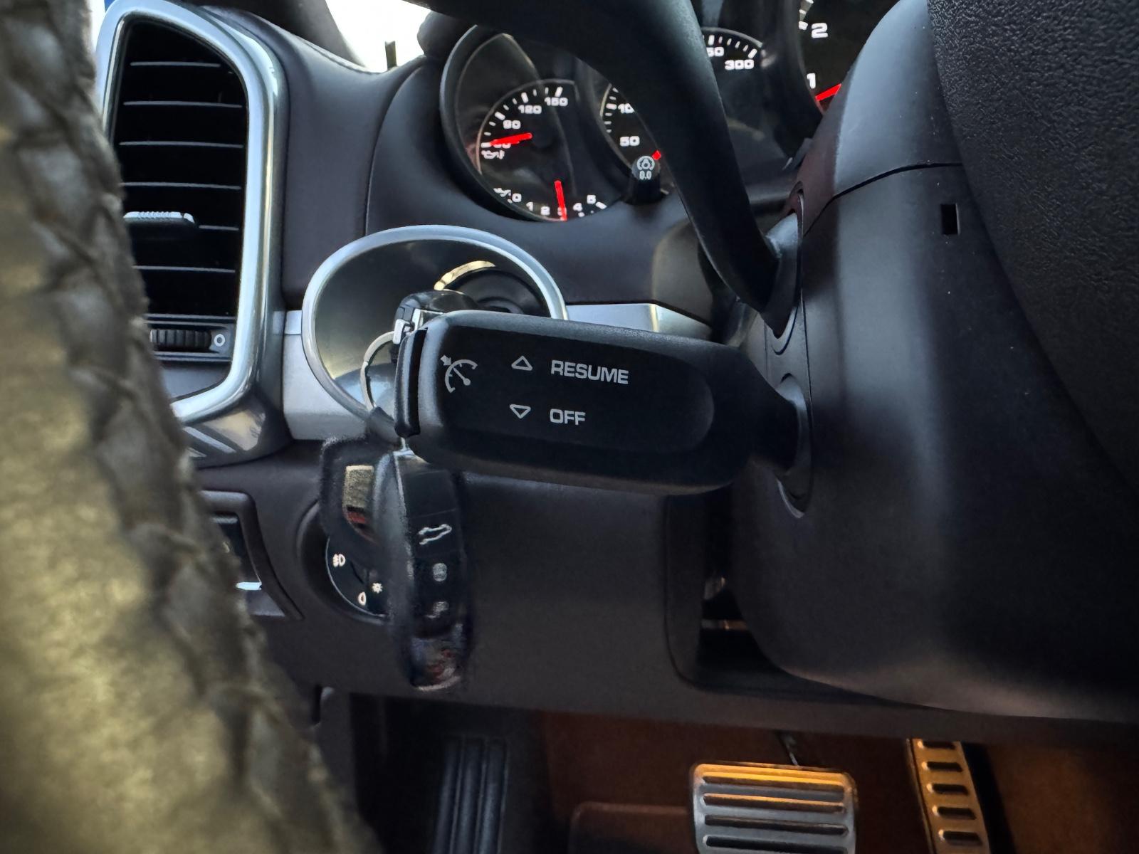 PORSCHE CAYENNE TURBO