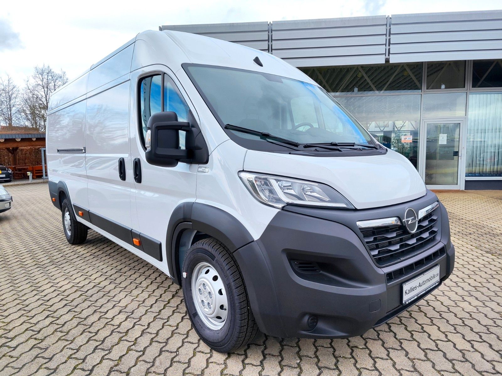 Fahrzeugabbildung Opel MOVANO L4H2 140 3,5toHEAVY+KLIMA+ALLWETTERREIFEN