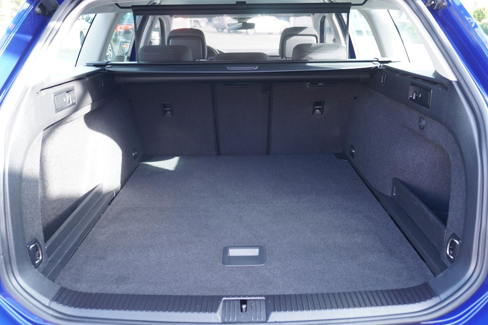 Volkswagen Passat 1.5 TSI R-Line LED Navi ACC 360°, миниатюра 26