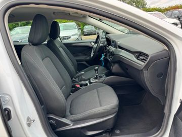 Ford Focus - 12