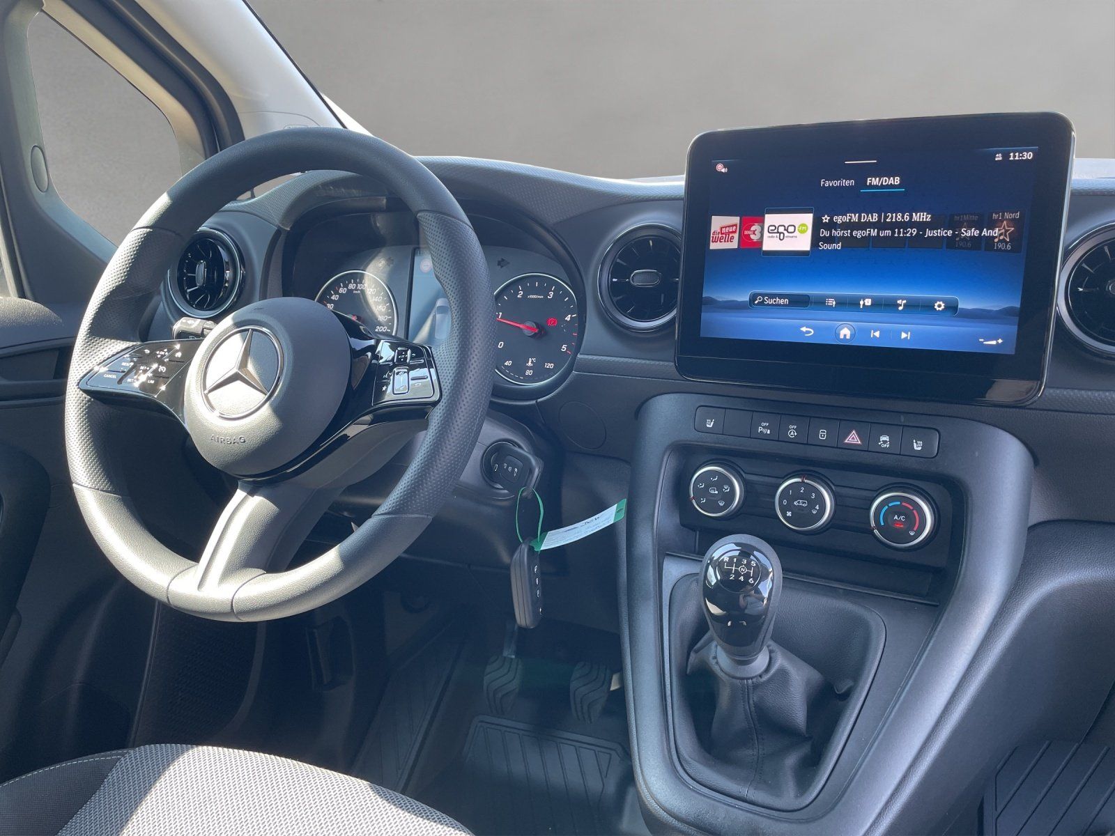 Fahrzeugabbildung Mercedes-Benz Citan 110 CDI Kasten BASE Kamera MBUX AHK Spurh