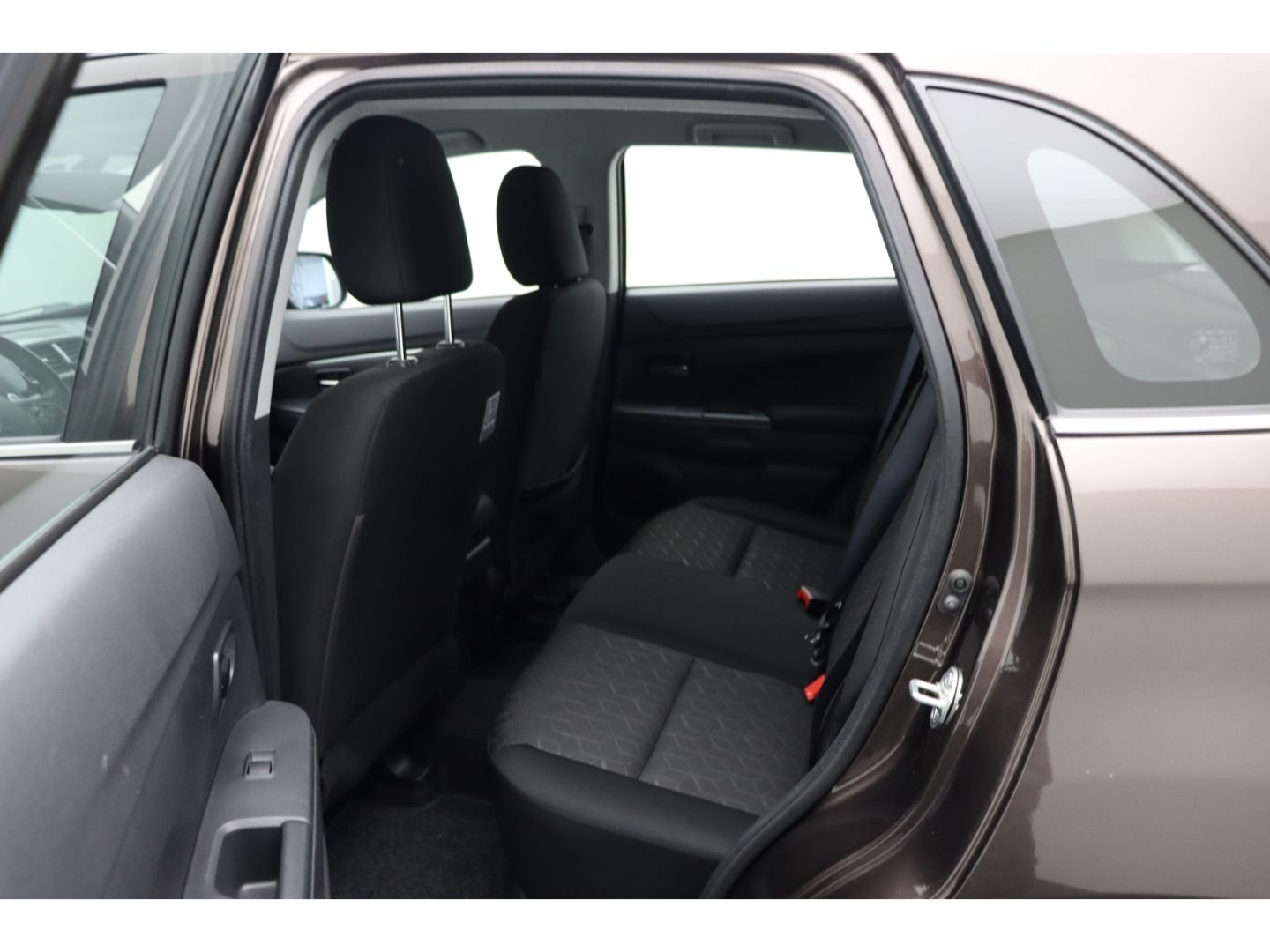 Fahrzeugabbildung Mitsubishi ASX 2.0 Intro Edition 2WD SHZ Klimaautomatik