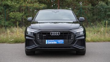 Audi Q8 - 10