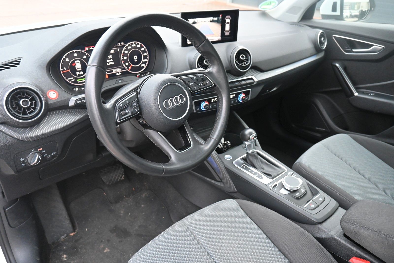 Fahrzeugabbildung Audi Q2 2.0 TDI S-tronic quattro *PANO*RFK*ACC*B&O