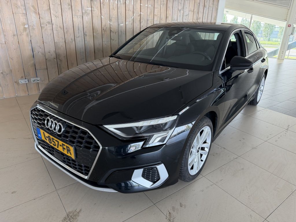 Audi A3 Limousine 30 TFSI Business edition imagem 3