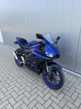 Yamaha R3 - YAMAHA R3