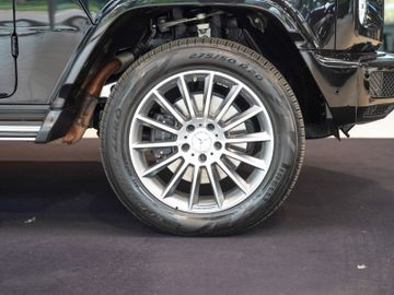 Mercedes G 400 - 2