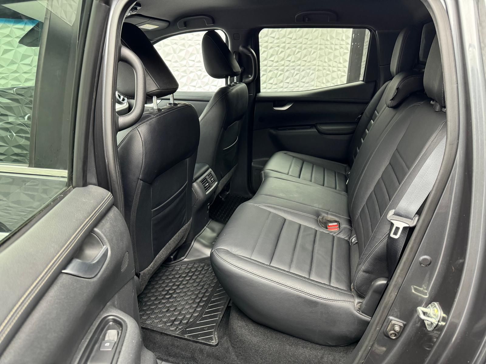 Fahrzeugabbildung Mercedes-Benz X350d POWER/4MATIC/STANDHZ/LED/KEYLES/360°/AHK