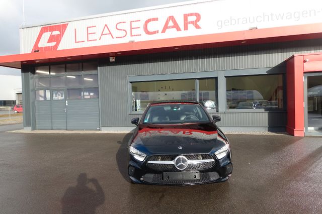 Mercedes-Benz A 180 d Aut.*NAVI*RFK*EXP.15250*