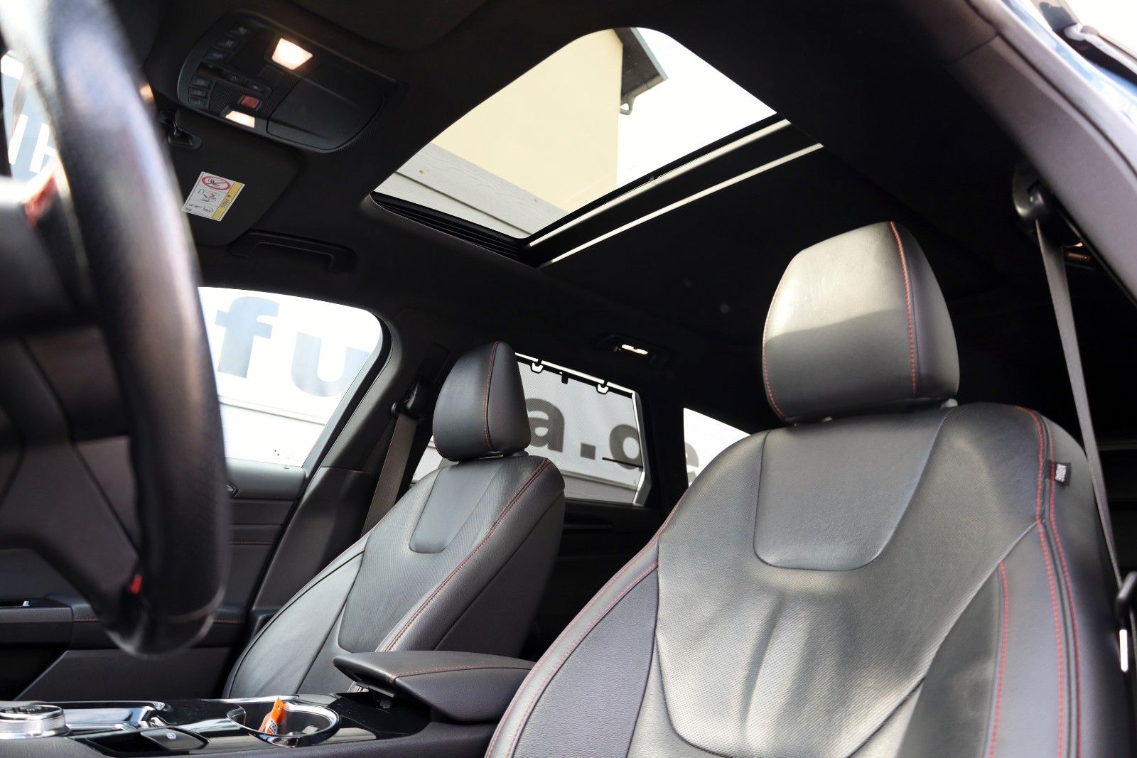 Fahrzeugabbildung Ford Mondeo Turnier ST-Line Leder,Navi,Panorama,AHK