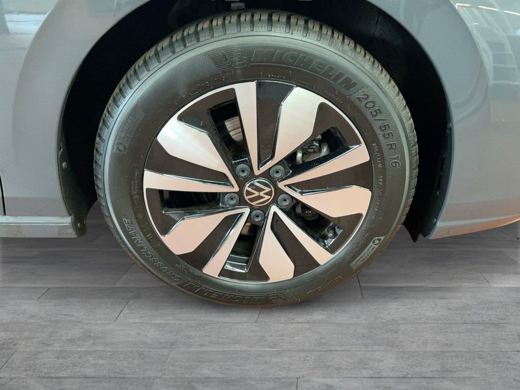 Volkswagen Golf - Bild 10
